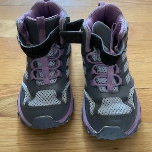 Girls Merrell high top hiking boots size 11.5